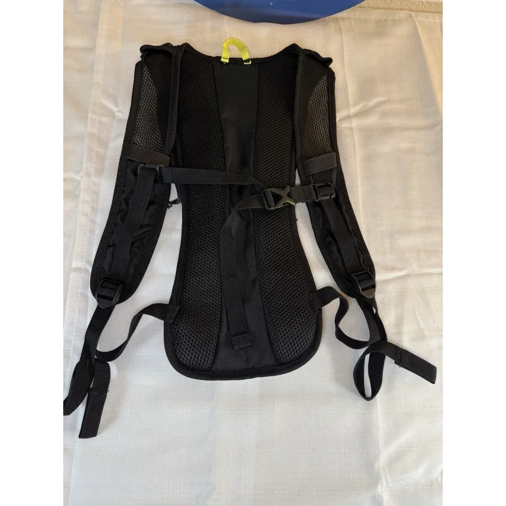 Ozark Trail Pearson Creek‎ 2 Liter Hydration Backpack Gray And Black Reflective